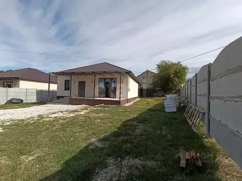 Дом в Крым, Симферопольский район, с. Трудовое ул. Берекет (110 м)