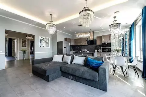 3-к кв. Санкт-Петербург Ушаковская наб., 3к2 (104.2 м)