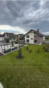 Коттедж в Челябинская область, Челябинск ул. Белова, 6А (150 м)