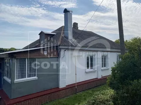 Дом в Воронежская область, Хохольский район, Староникольское с/пос, с. ...