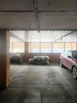 Гараж в Москва Старопетровский проезд, 10А (18 м)