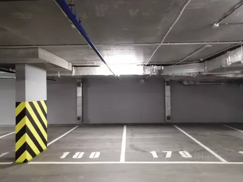 Гараж в Свердловская область, Екатеринбург ул. Азина, 22/2 (13 м)