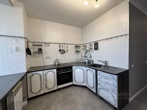 2-к кв. Тюменская область, Тюмень ул. Муравленко, 13 (87.0 м)