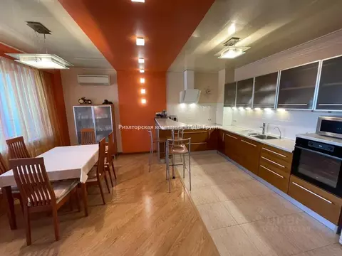 4-к кв. Хабаровский край, Хабаровск Уссурийский бул., 45 (142.6 м)