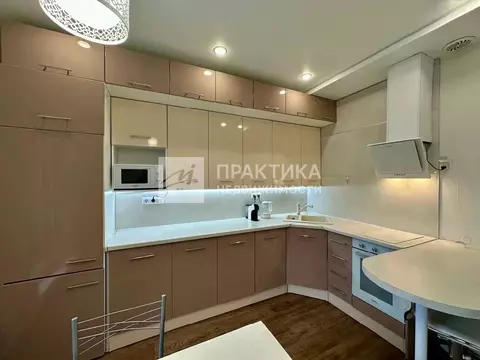 Продается 2-комнатная квартира