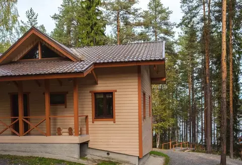 Дом в Карелия, Пряжинский район, Эссойльское с/пос, Азаннаволок тер.  ...