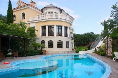 Дом в Крым, Ялта муниципальный округ, Форос пгт ул. Космонавтов (450 ...