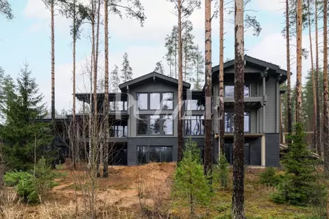 Дом в Ленинградская область, Выборгский район, Первомайское с/пос, ...