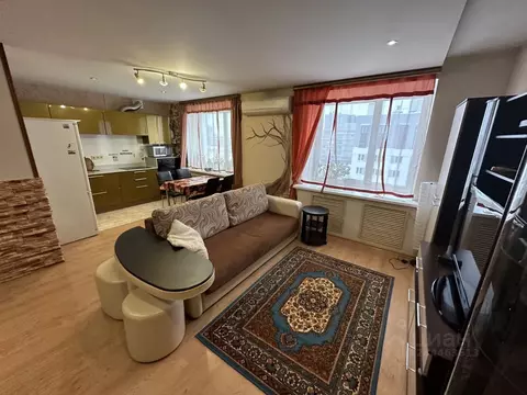 2-к кв. Нижегородская область, Нижний Новгород ул. Воровского, 3 (65.0 ...