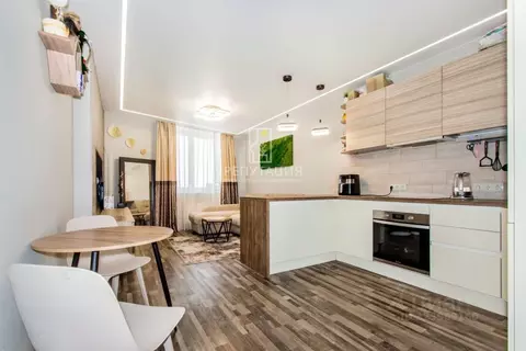 3-к кв. Свердловская область, Екатеринбург ул. Кировградская, 8 (95.5 ...