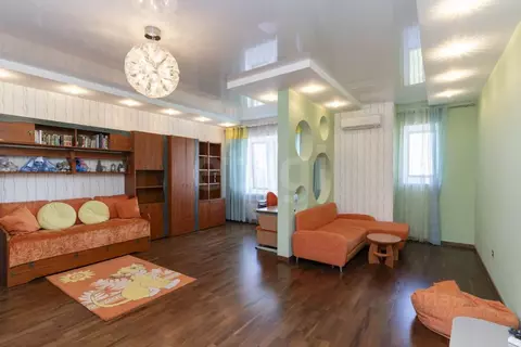 4-к кв. Тюменская область, Тюмень ул. Александра Логунова, 11 (182.3 ...