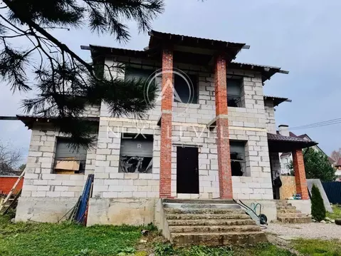 Дом в Москва д. Жуковка, ул. Вишневая, 51/3 (240 м)