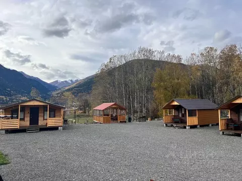 Дом в Карачаево-Черкесия, Теберда Карачаевский городской округ, ул. ...