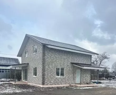 Дом в Ленинградская область, Тосненский район, Красный Бор пгт ул. ...