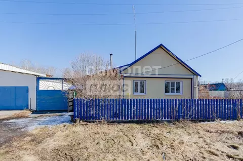 Дом в Челябинская область, Еткульский муниципальный округ, с. ...