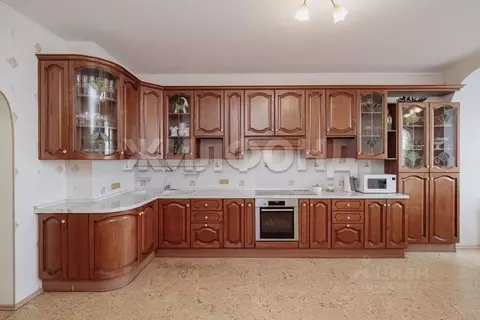 3-к кв. Новосибирская область, Новосибирск Коммунистическая ул., 50 ...