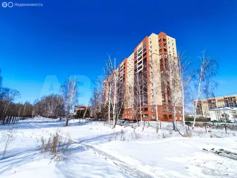 1-комнатная квартира: Омск, проспект Комарова, 11/4 (27.7 м)