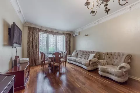 Продается 3-комнатная квартира