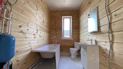 Дом в Иркутская область, Иркутский муниципальный округ, д. Карлук ул. ...