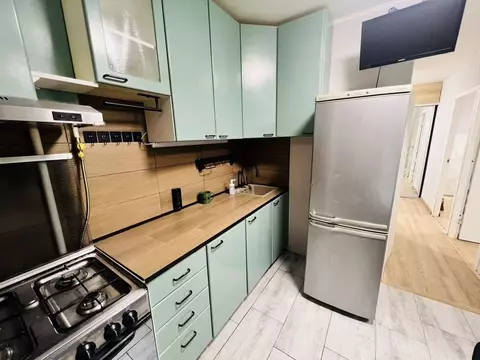 2-к кв. Москва ул. Героев Панфиловцев, 51 (40.0 м)