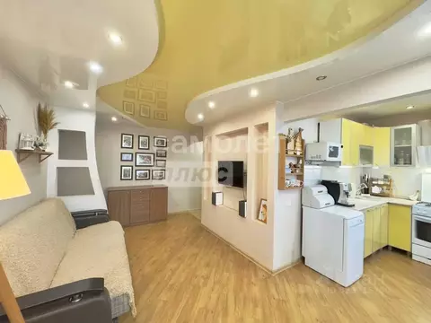 3-к кв. Хабаровский край, Комсомольск-на-Амуре просп. Ленина, 6 (56.2 ...