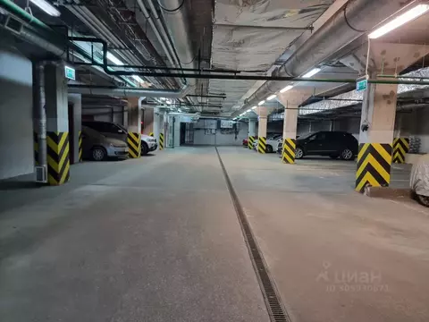 Гараж в Санкт-Петербург Московский просп., 183-185 (14 м)