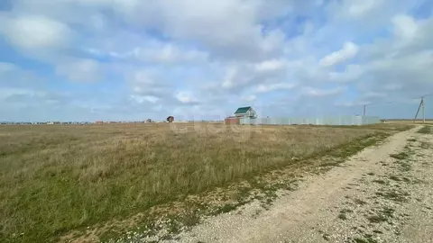 Участок в Крым, Черноморский район, с. Межводное ул. Акмечетская (10.0 ...