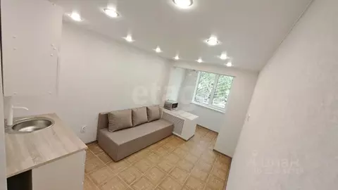 Студия Тюменская область, Тюмень ул. Седова, 66 (13.8 м)