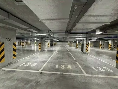 Гараж в Свердловская область, Екатеринбург ул. Азина, 31 (14 м)