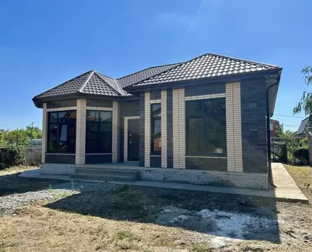 Дом в Астраханская область, Астрахань Ольховая ул. (117 м)