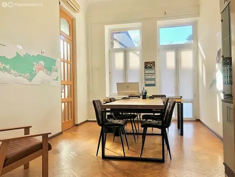 Офис (180 м)
