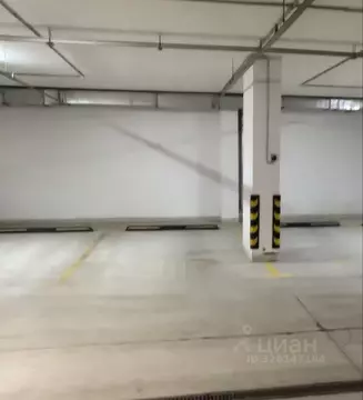 Гараж в Москва Краснобогатырская ул., 90С3 (18 м)