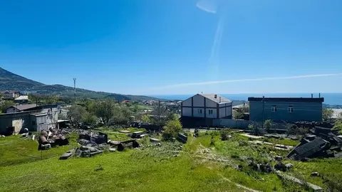 Участок в Крым, Алушта муниципальный округ, с. Верхняя Кутузовка ул. ...