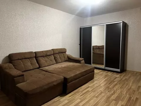 1-к кв. Белгородская область, Старый Оскол Степной мкр, 28 (56.0 м)