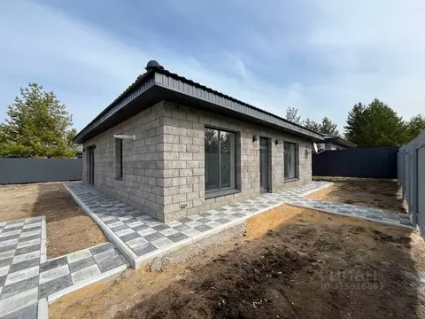 Дом в Самарская область, Волжский район, Курумоч с/пос, с. Курумоч ул. ...