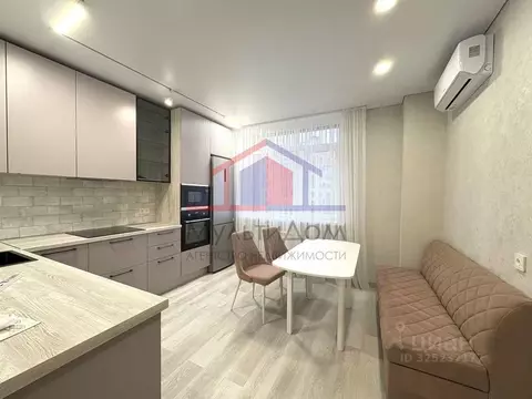 1-к кв. Белгородская область, Старый Оскол Космос мкр, 11Бк1 (46.0 м)