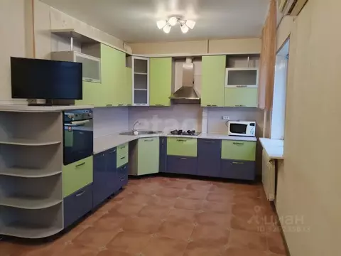 2-к кв. Астраханская область, Астрахань ул. Сен-Симона, 46 (86.2 м)