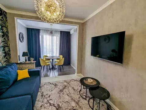 1-к кв. Волгоградская область, Волгоград ул. Пархоменко, 2 (54.0 м)