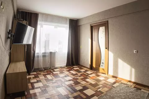 2-к кв. Иркутская область, Иркутск ул. Серафимовича, 8 (45.0 м)