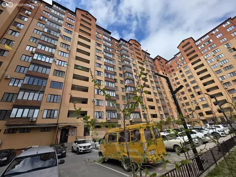 2-комнатная квартира: Каспийск, Молодёжная улица, 1 (86.6 м)