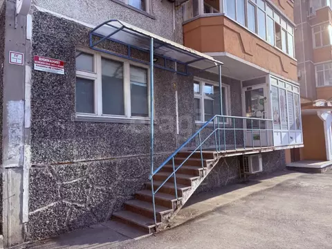 Помещение свободного назначения в Тюменская область, Тюмень ул. ...
