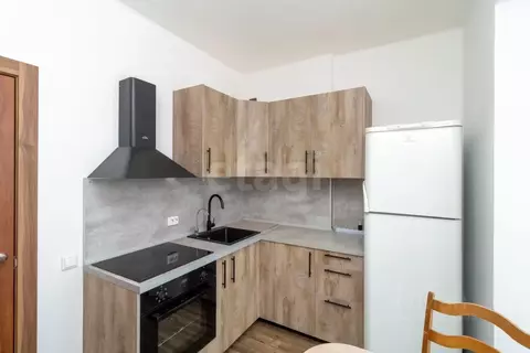 1-к кв. Тюменская область, Тюмень ул. Тимофея Чаркова, 69к2 (29.3 м)