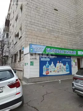 Торговая площадь (364.9 м)