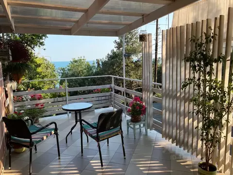 1-к кв. Крым, Ялта муниципальный округ, Симеиз пгт ул. Советская, 58 ...