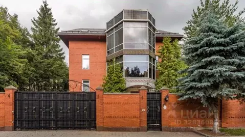 Коттедж в Московская область, Одинцовский городской округ, д. Раздоры, ...