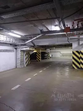 Гараж в Ростовская область, Ростов-на-Дону ул. Шаумяна, 30 (18 м)