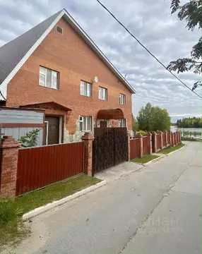 Дом в Ханты-Мансийский АО, Нижневартовский район, Излучинск пгт, ...