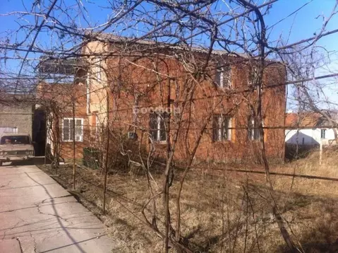 Дом в Крым, Кировский район, с. Яркое Поле ул. Брянская (180 м)