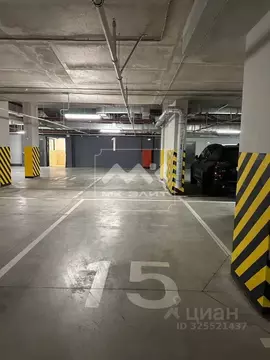 Гараж в Санкт-Петербург Петровский просп., 26к2 (15 м)