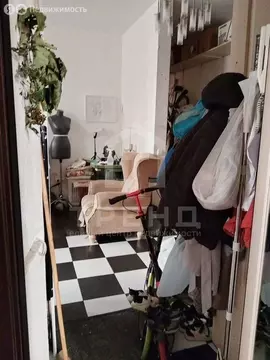 3-комнатная квартира: Санкт-Петербург, 12-я линия Васильевского ...